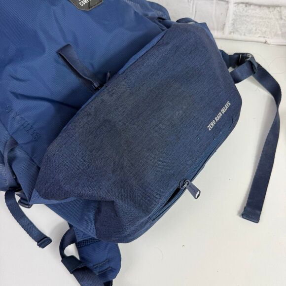 Herschel Supply co. Barlow Large Peacoat Backpack - Picture 9 of 10